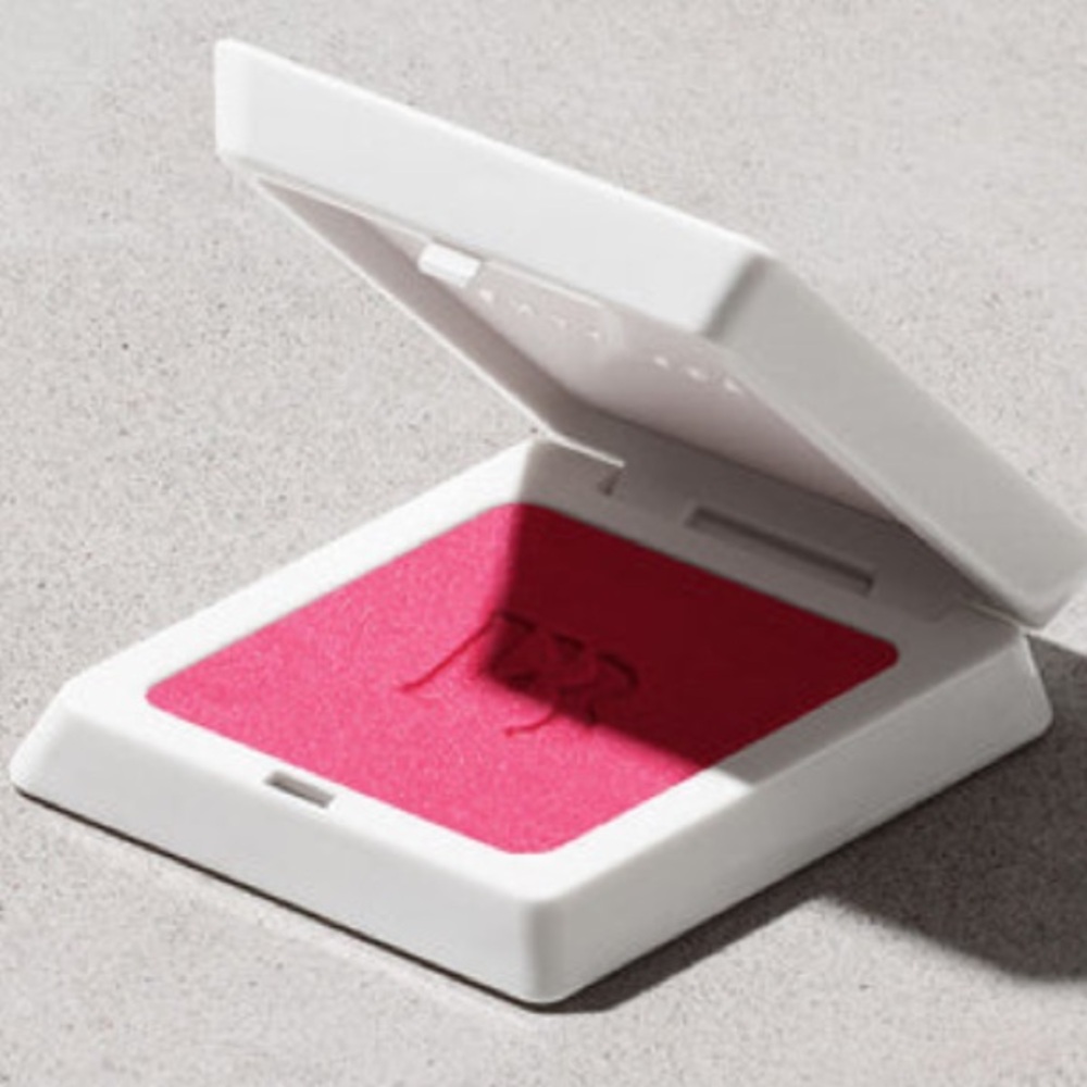 Fenty Beauty Cheeks Out Suede Powder Blush – Bubbleband$ (Shade 11) | New in Box - Picture 3 of 8